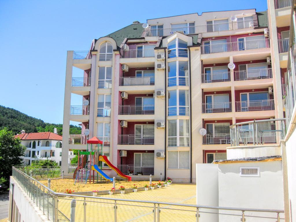 Каварна Хилс Апартаменти - Kavarna Hills Apartments エクステリア 写真